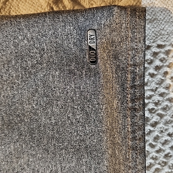 Boys large Champion duo dry mock neck baselayer - Picture 2 of 5